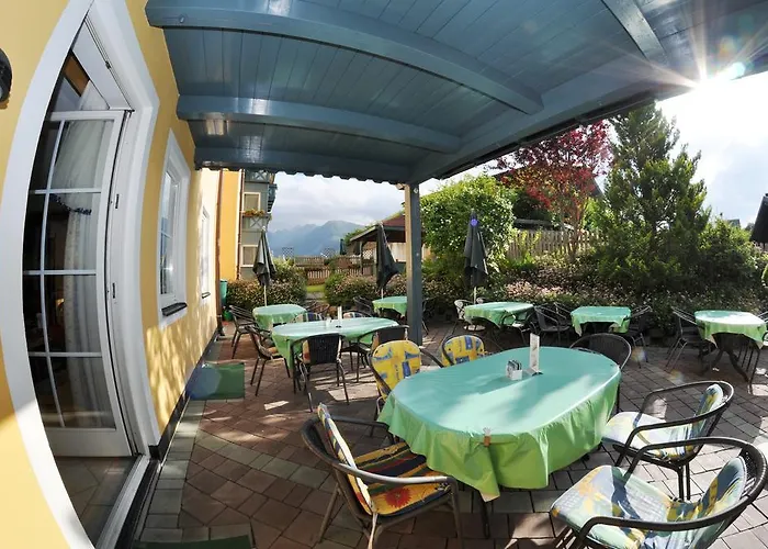 Bliem מלון דירות 4*